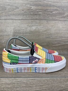 Vans Classic Slip On “Pride” Women’s Sz 7 Multi Colored LGBTQ Gay Pride Sneakers